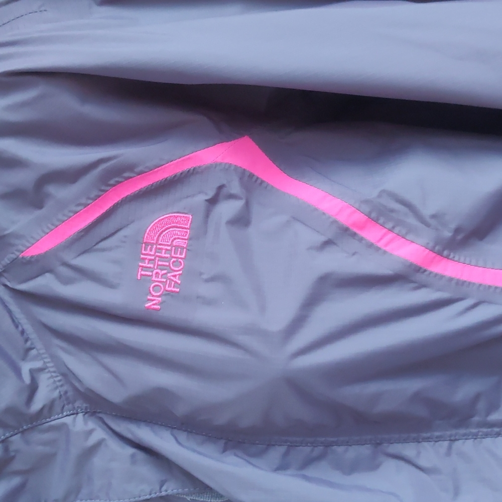 The North Face outer shell jacket - Picture 2 of 9